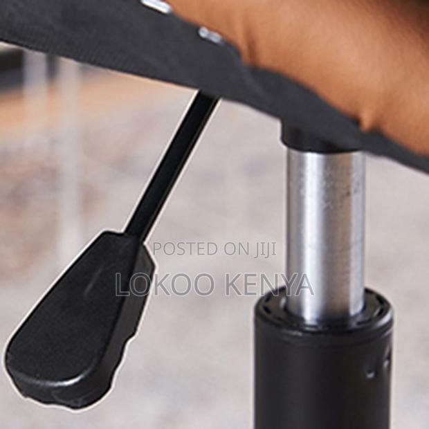 Office Stool: Minimalist Task Stool With Mid-Back - thumbnail 3