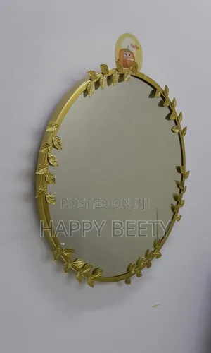 *Decorative Wall Hanging Mirror*