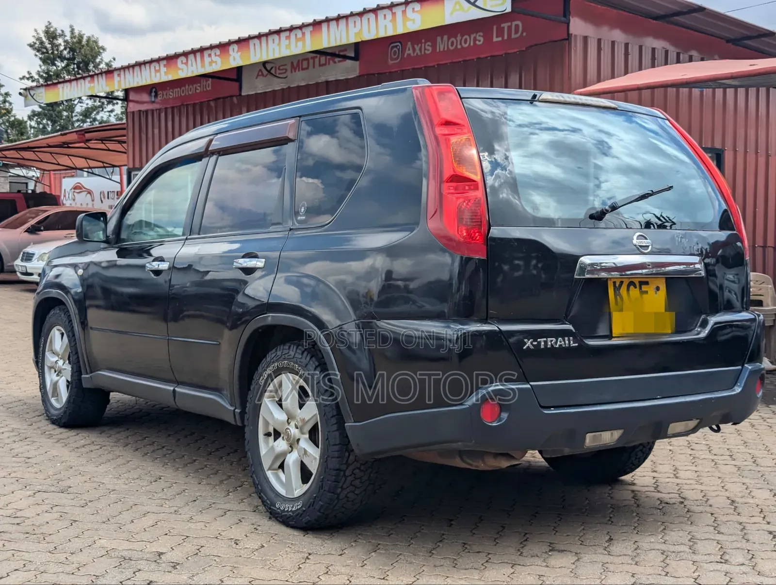 Nissan X-Trail 2.0 Petrol XE 2009 Black