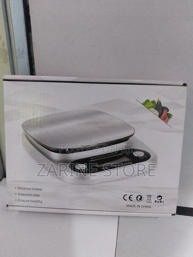 Digital Kitchen Scale Measuring Upto 10kgs/0.1g - main view