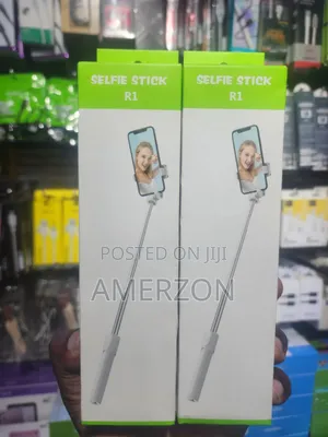 R1 Multi-Functional Selfie Stick Tripod