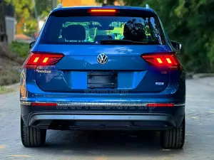 Volkswagen Tiguan 2017 Blue