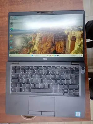 Laptop Dell Latitude 5300 8GB Intel Core I5 SSD 256GB