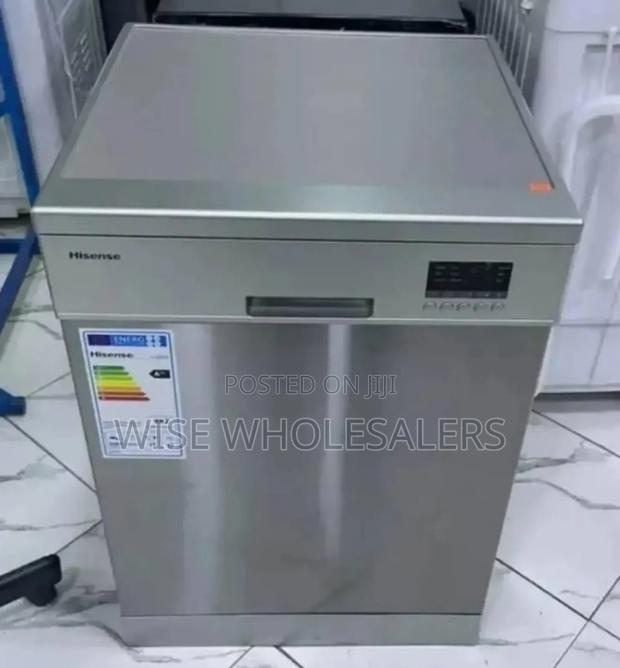 Hisense Hs622e90x 13 Plate Free Standing Dishwasher, Silver - thumbnail 2
