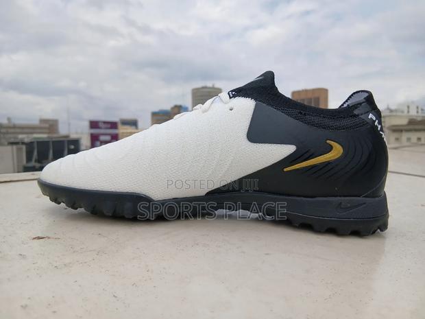 Nike Pro Tf Gx 2 Astro Turf Trainers - thumbnail 2