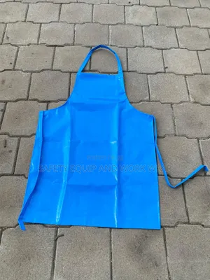PVC Apron Chemical Resistant Work Wear for Laboratories.