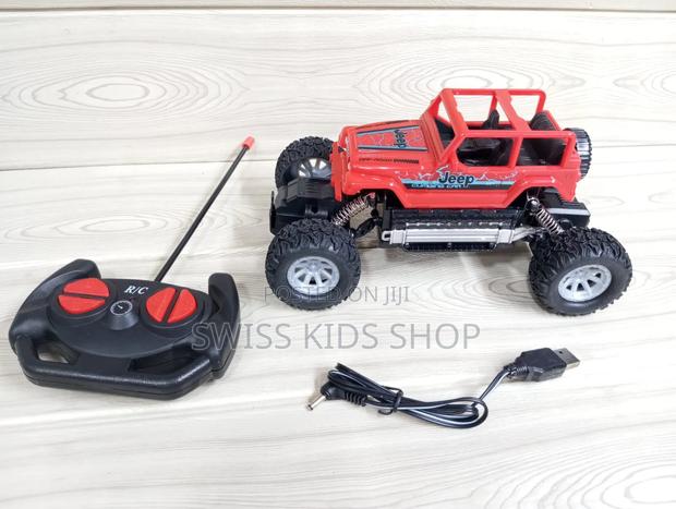 Remote Controlled Car/ Monster Truck - thumbnail 3