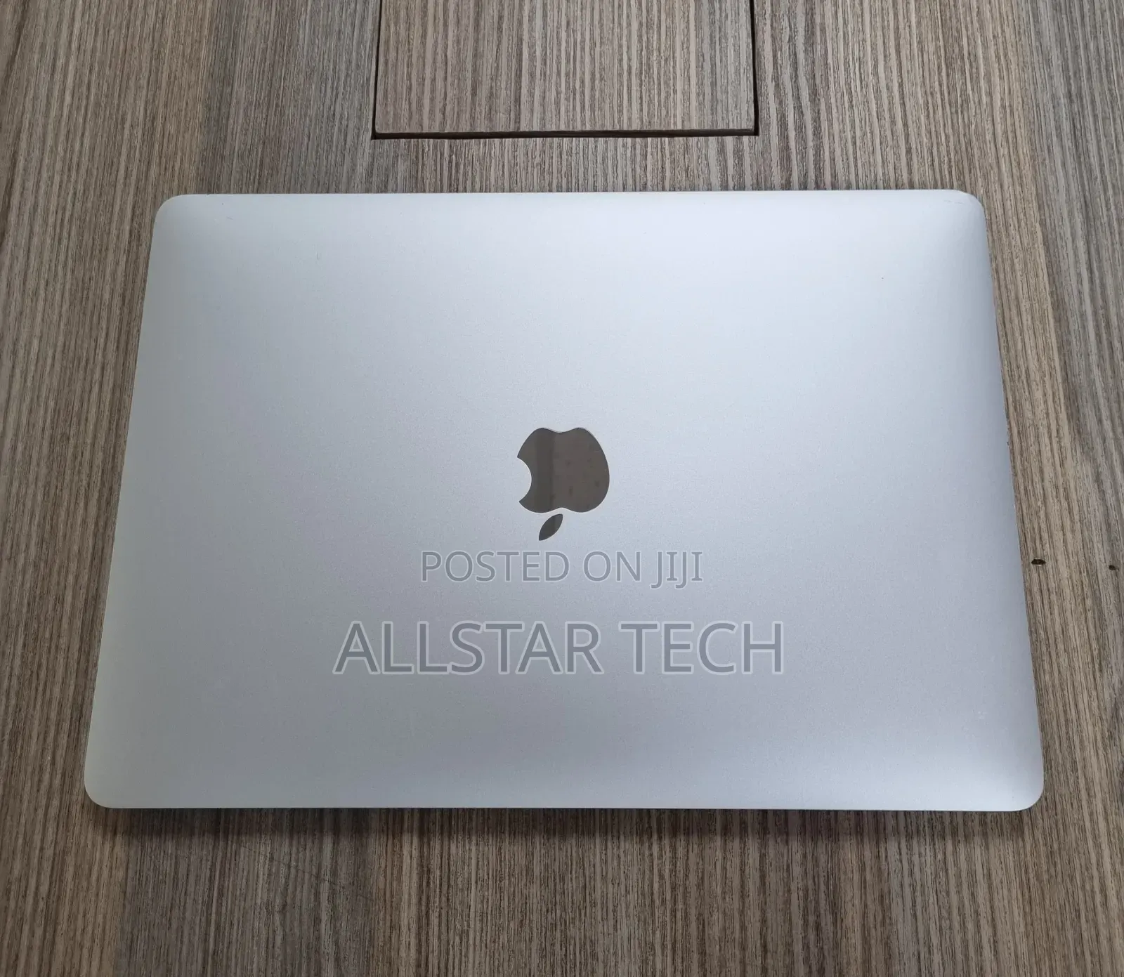 Laptop Apple MacBook Pro 2020 16GB Intel Core I7 SSD 256GB