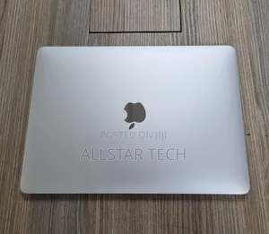 Laptop Apple MacBook Pro 2020 16GB Intel Core I7 SSD 256GB