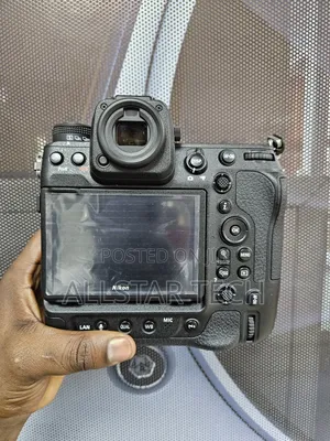 Nikon Z9 Mirrorless Camera