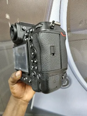 Nikon Z9 Mirrorless Camera