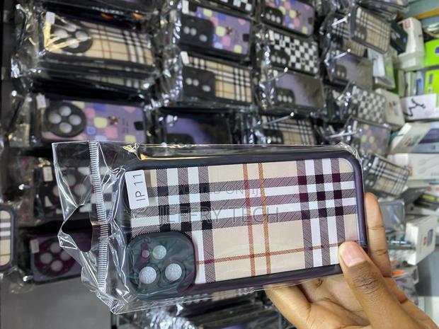 Mixneer Grid Lattice Tartan Damier Case for iPhone 11 - main view