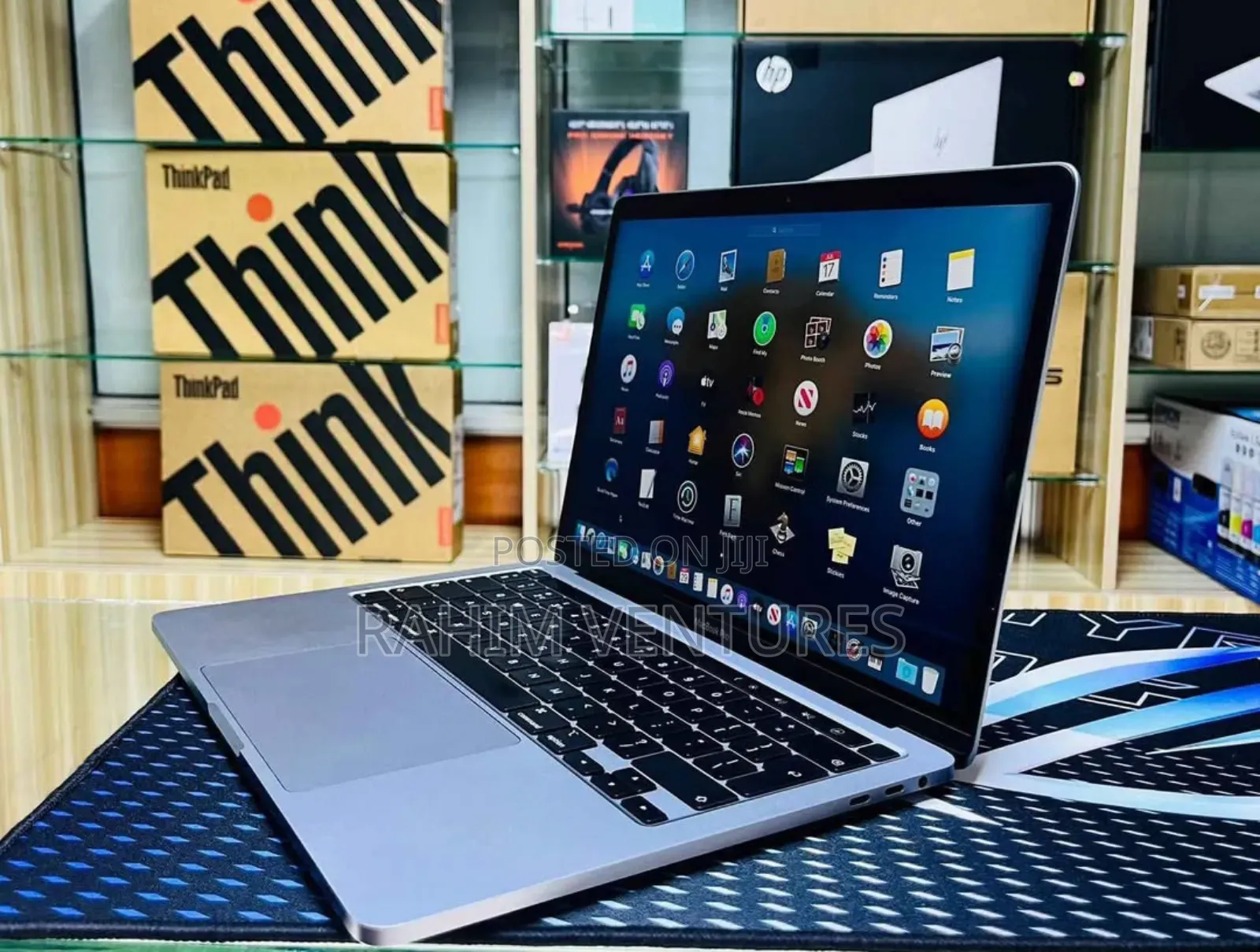 Laptop Apple MacBook Pro 2020 16GB Intel Core I7 SSD 512GB