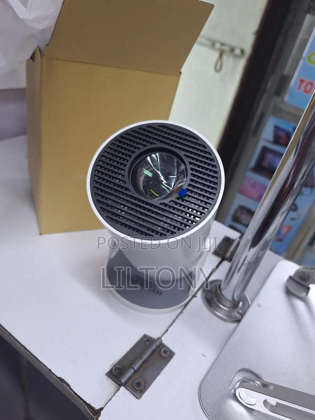 Mini Projector - main view