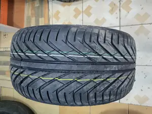 265/35r18 Sunew Tyre