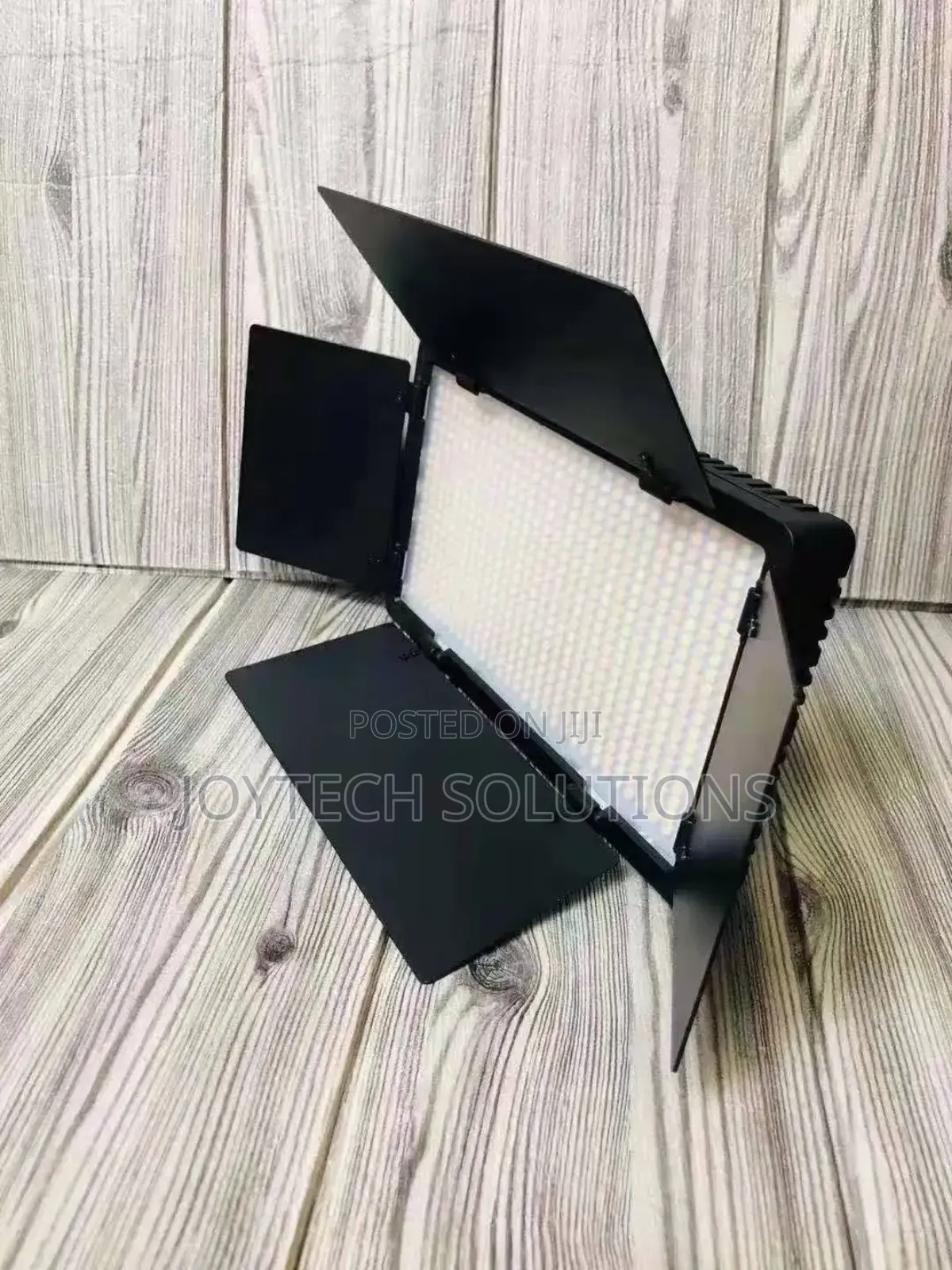 Flat Panel Light With Adjustable Tripod Stand