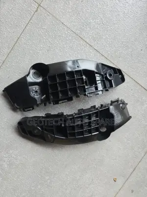 Toyota Hiace 7l, 9il Bumper Slides Available