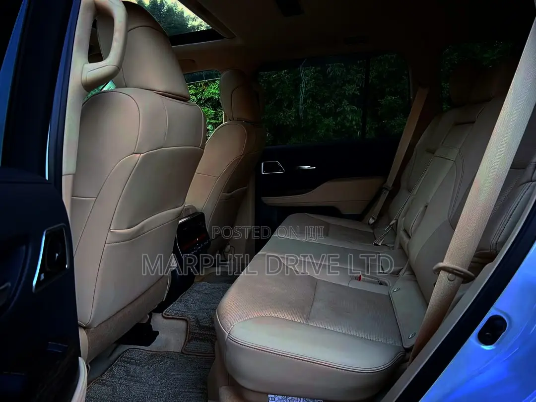 Toyota Land Cruiser Prado 2022 Pearl