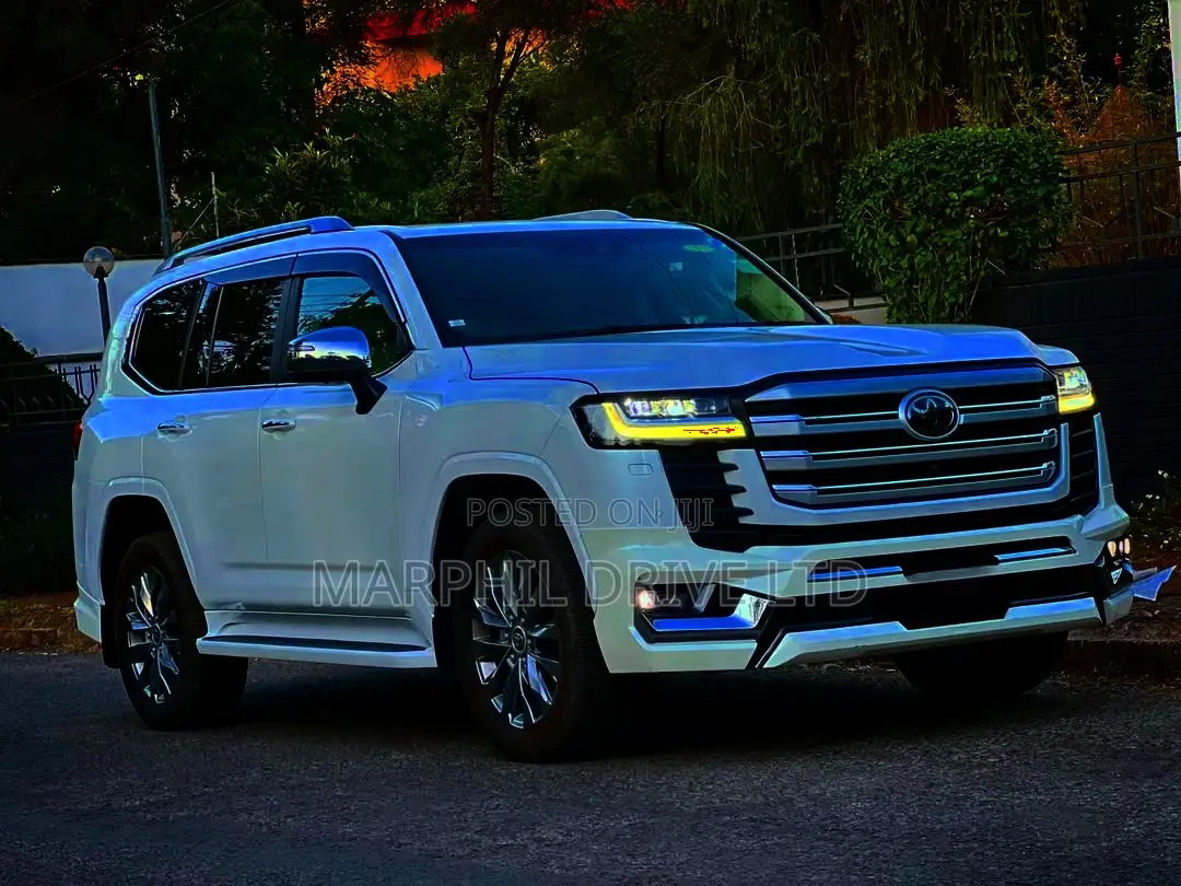 Toyota Land Cruiser Prado 2022 Pearl