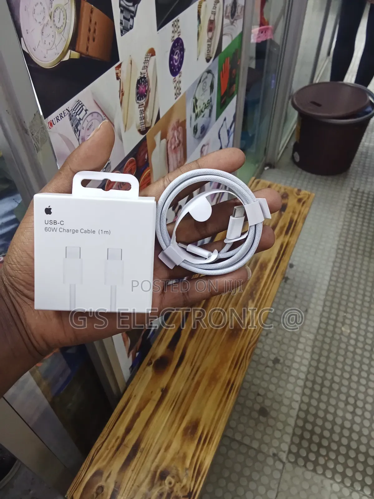 iPhone 16 Pro Max Charger