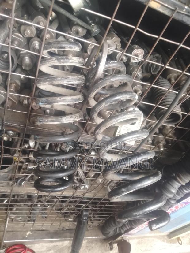 Toyota Ist Rear Springs  - thumbnail 3