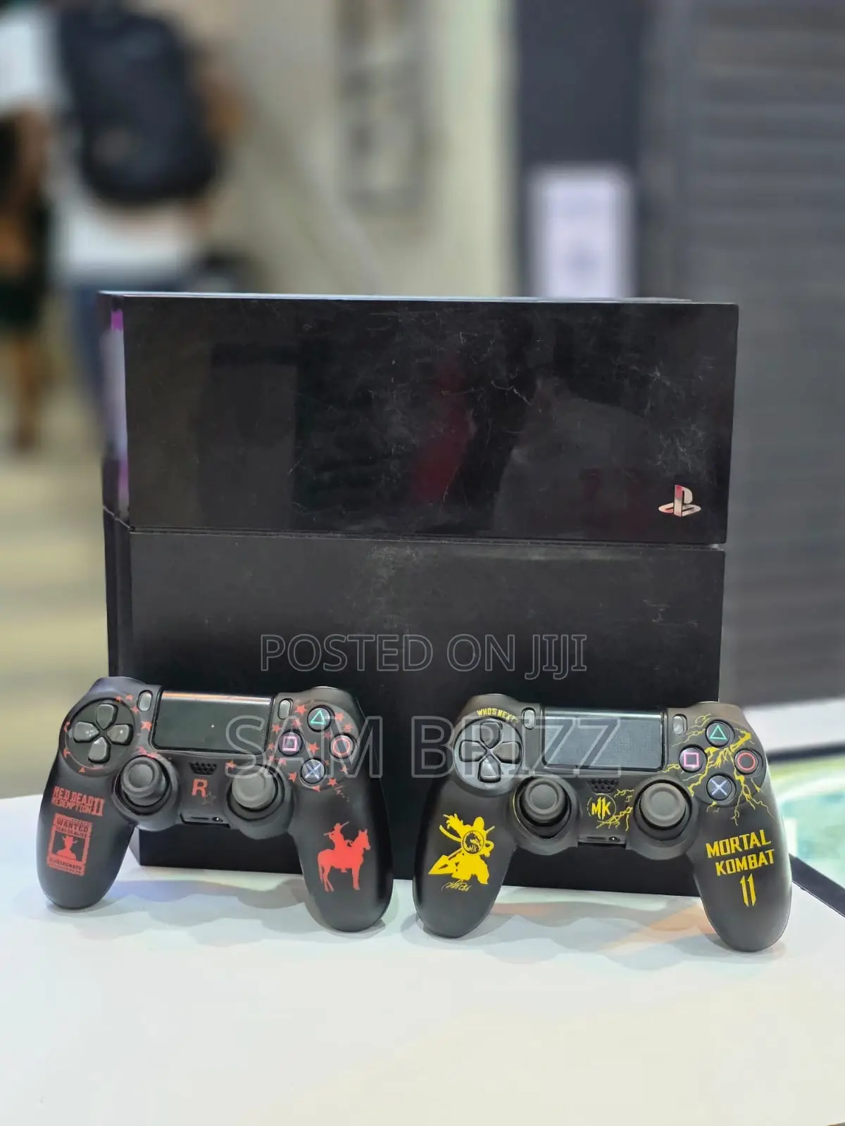 Ps4 500gb With 2controllers