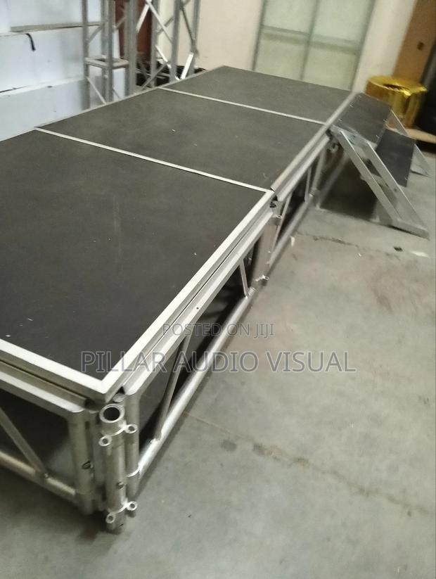 Platform, Stage, Raised Dias, Podium for Hire - thumbnail 4