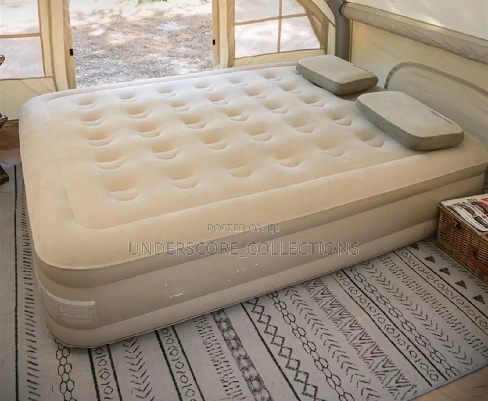 Self Inflatable Bed +2 Inflatable Pillows