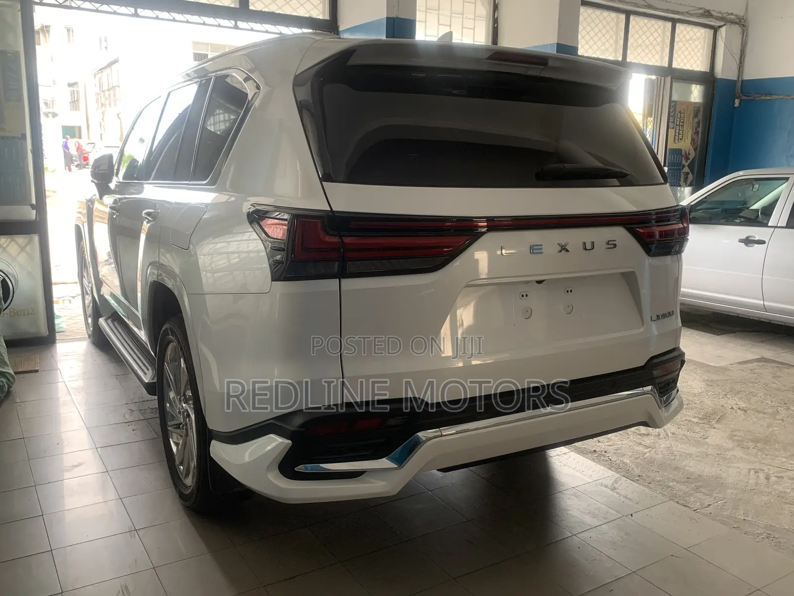 Lexus LX 2023 White