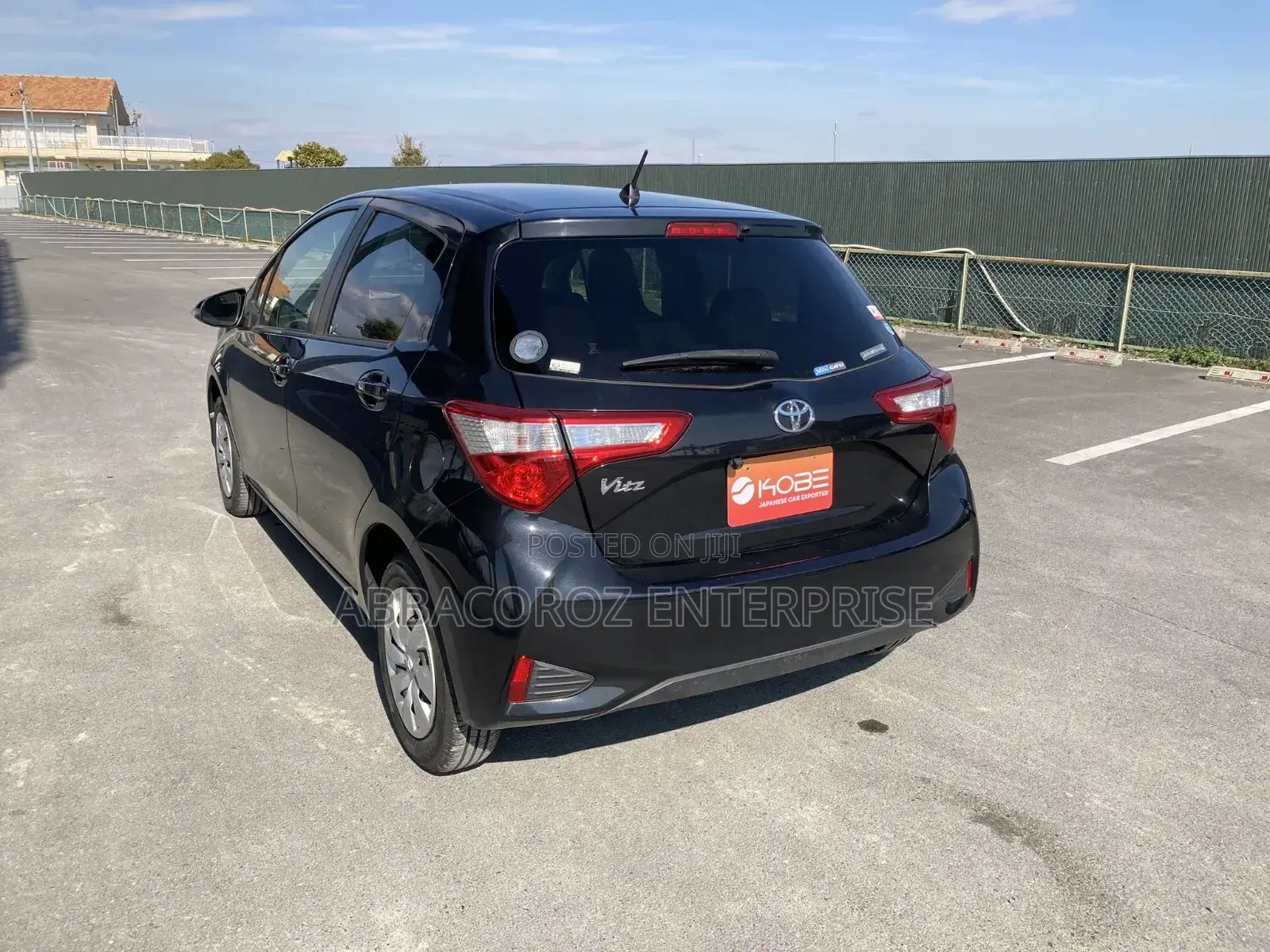 Toyota Vitz 1.0 FWD 5dr 2018 Black