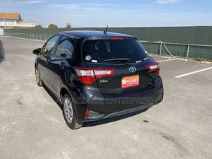 Toyota Vitz 1.0 FWD 5dr 2018 Black