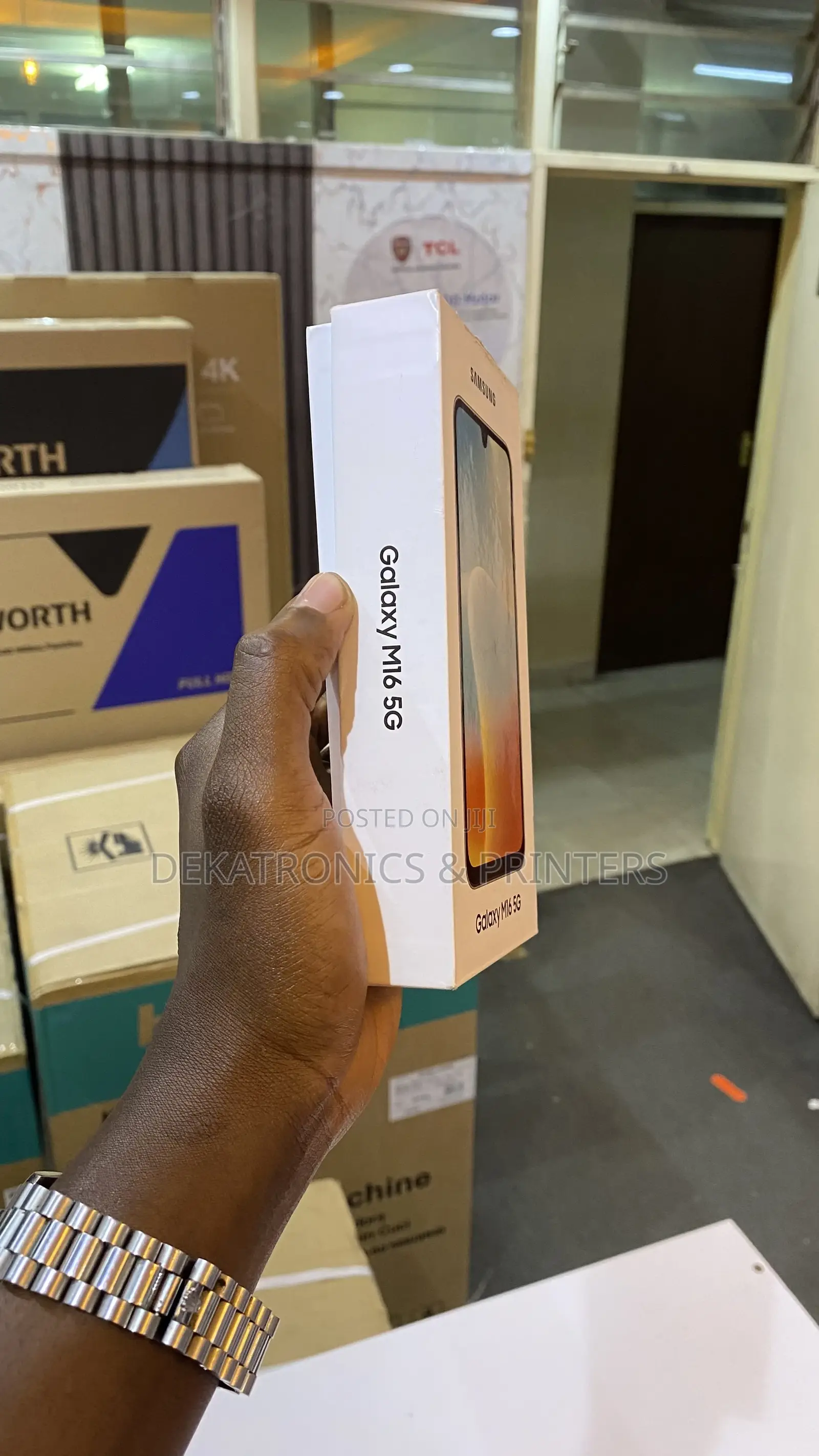 New Samsung Galaxy M16 128 GB Black
