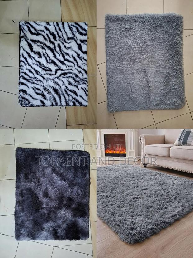 Fluffy Area Rugs That Easily Warm Up Your Space