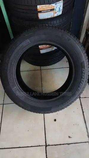 235/60 R18 Double King D365