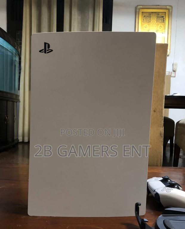 Ps5 Standard Rarely Used - thumbnail 4