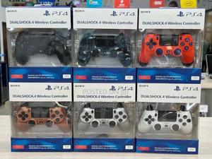Dual Shock 4 Multi Colour Playstation 4 Controllers - thumbnail 2
