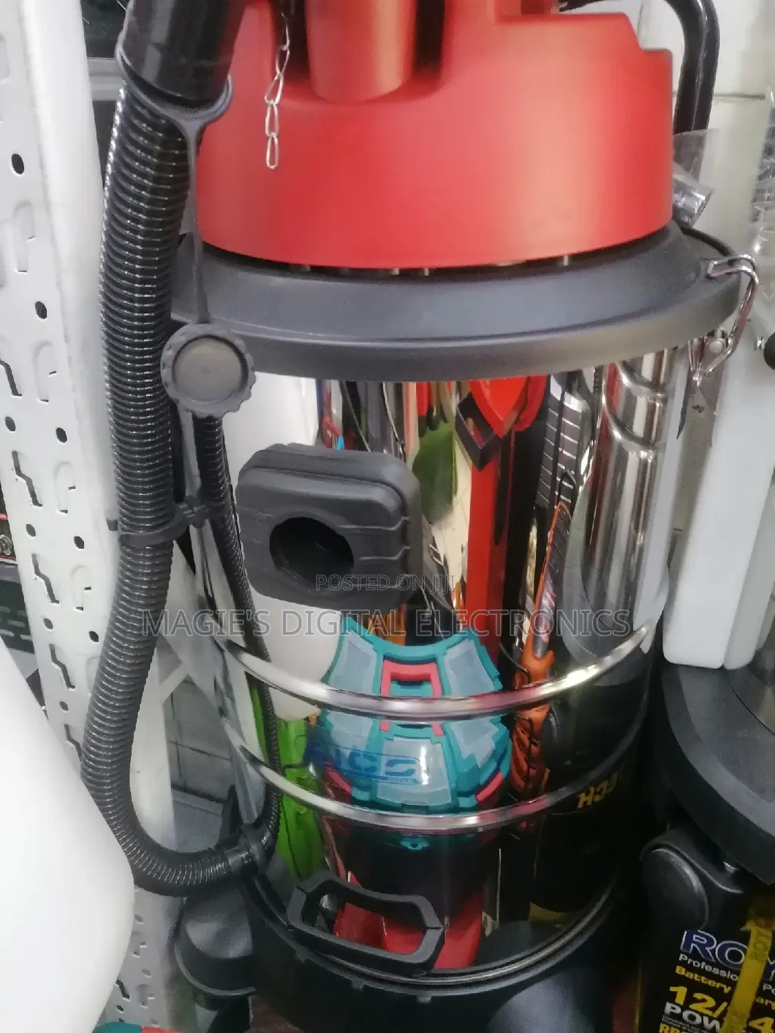 Well Performing 50l Aico Vacuum Cleaner
