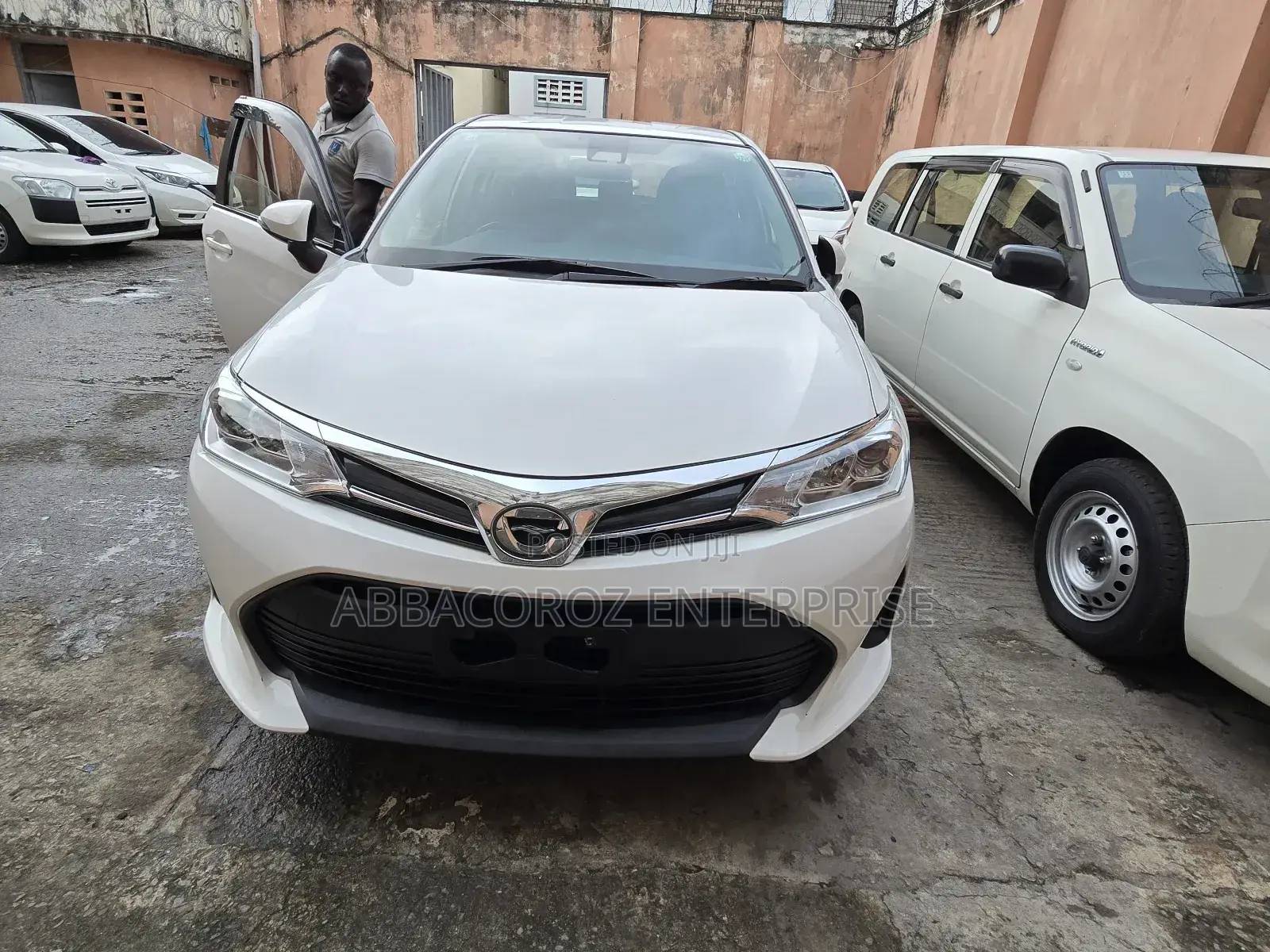 Toyota Corolla Fielder 1.5 Petrol FWD 2018 White