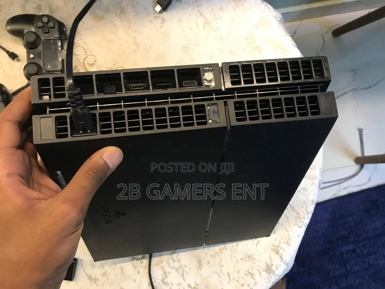 Standard Ps4 and 2 Pads Console Ps4