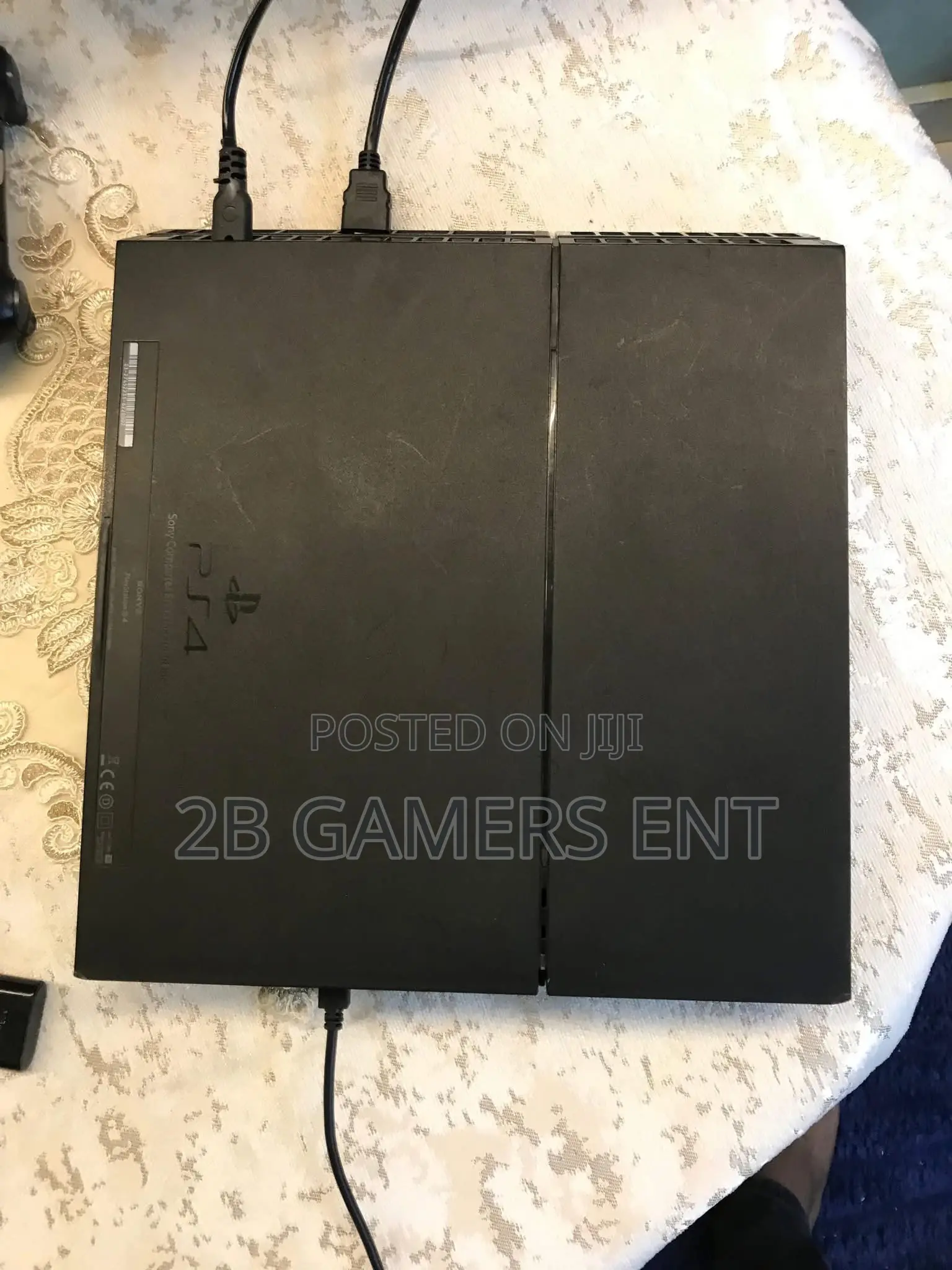 Standard Ps4 and 2 Pads Console Ps4