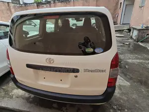 Toyota Probox 1.3 DX 2WD 2018 White