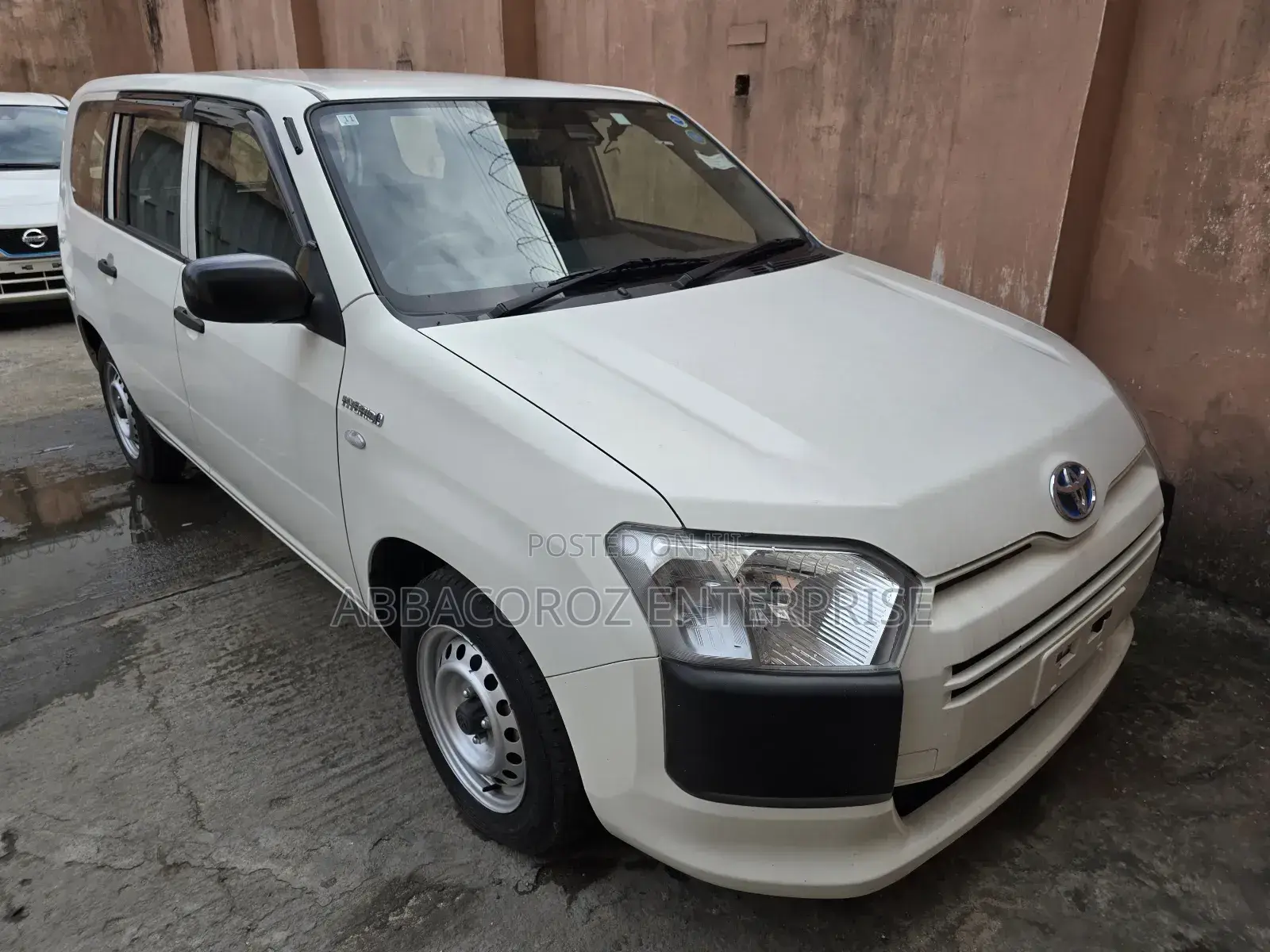 Toyota Probox 1.5 Hybrid DX 2019 White