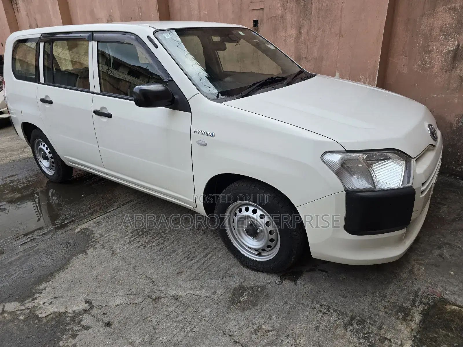 Toyota Probox 1.5 Hybrid DX 2019 White