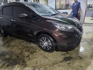 Nissan Note 1.2 Hybrid 2017 Brown