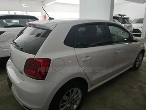 Volkswagen Polo 2018 White