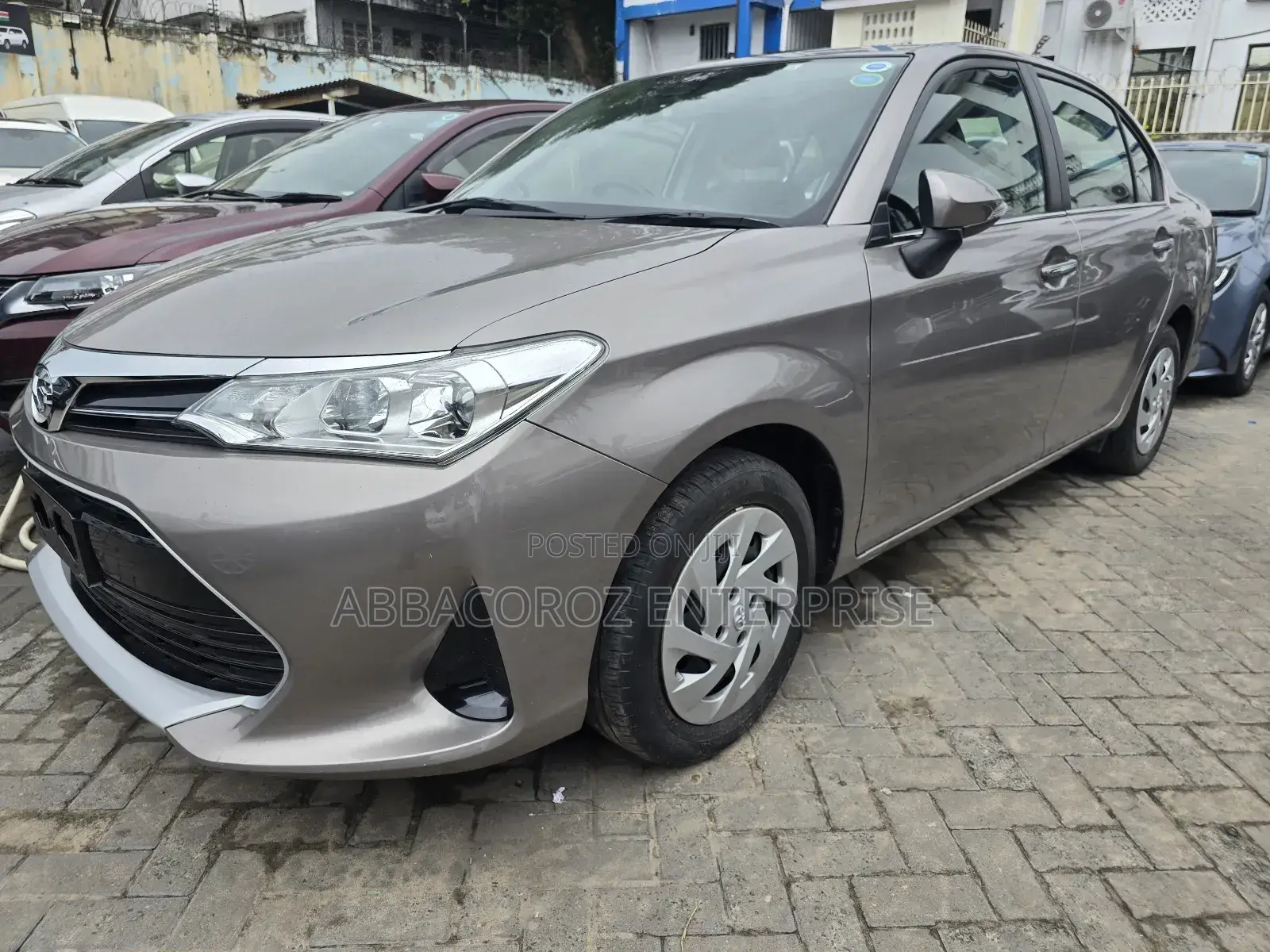 Toyota Axio 1.5 G 2WD 2018 Gold
