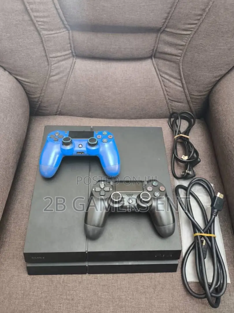 Ps4 Standard,Cables, 2 Pads