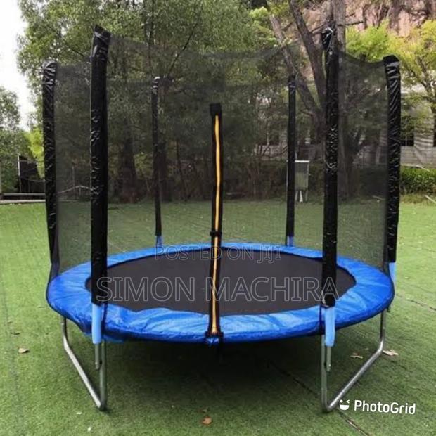 8ft Trampoline With Safety Enclosure Net - main view