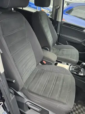 Volkswagen Touran 2018 Blue