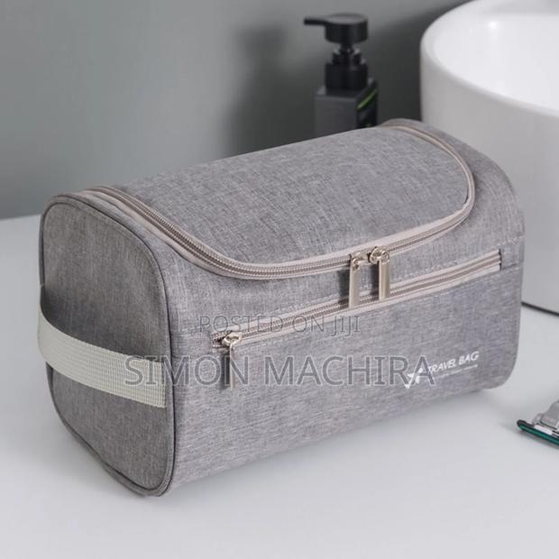 Portable Travel Toiletry Bag - thumbnail 6